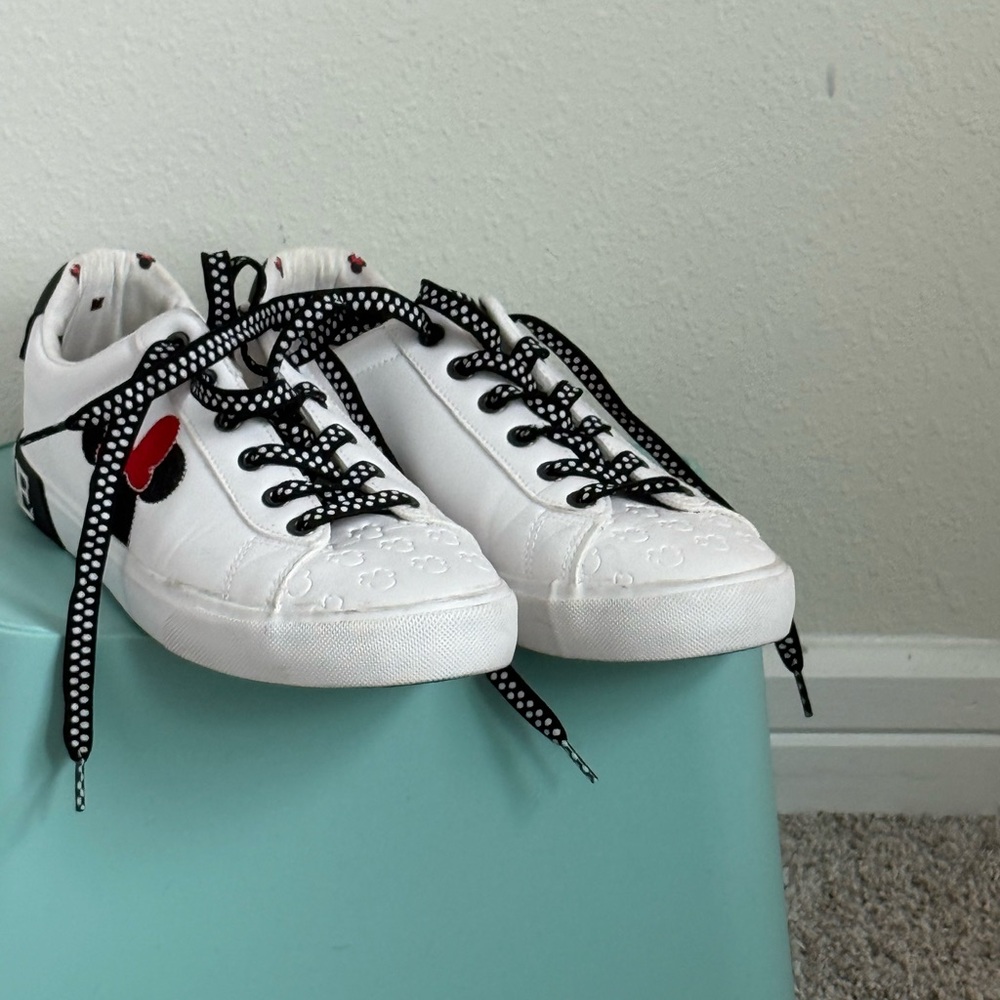 White Sneakers with Black Polka Dot Laces